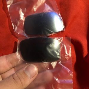 Oakley Gascan Sunglasses Black And Gray Polarized